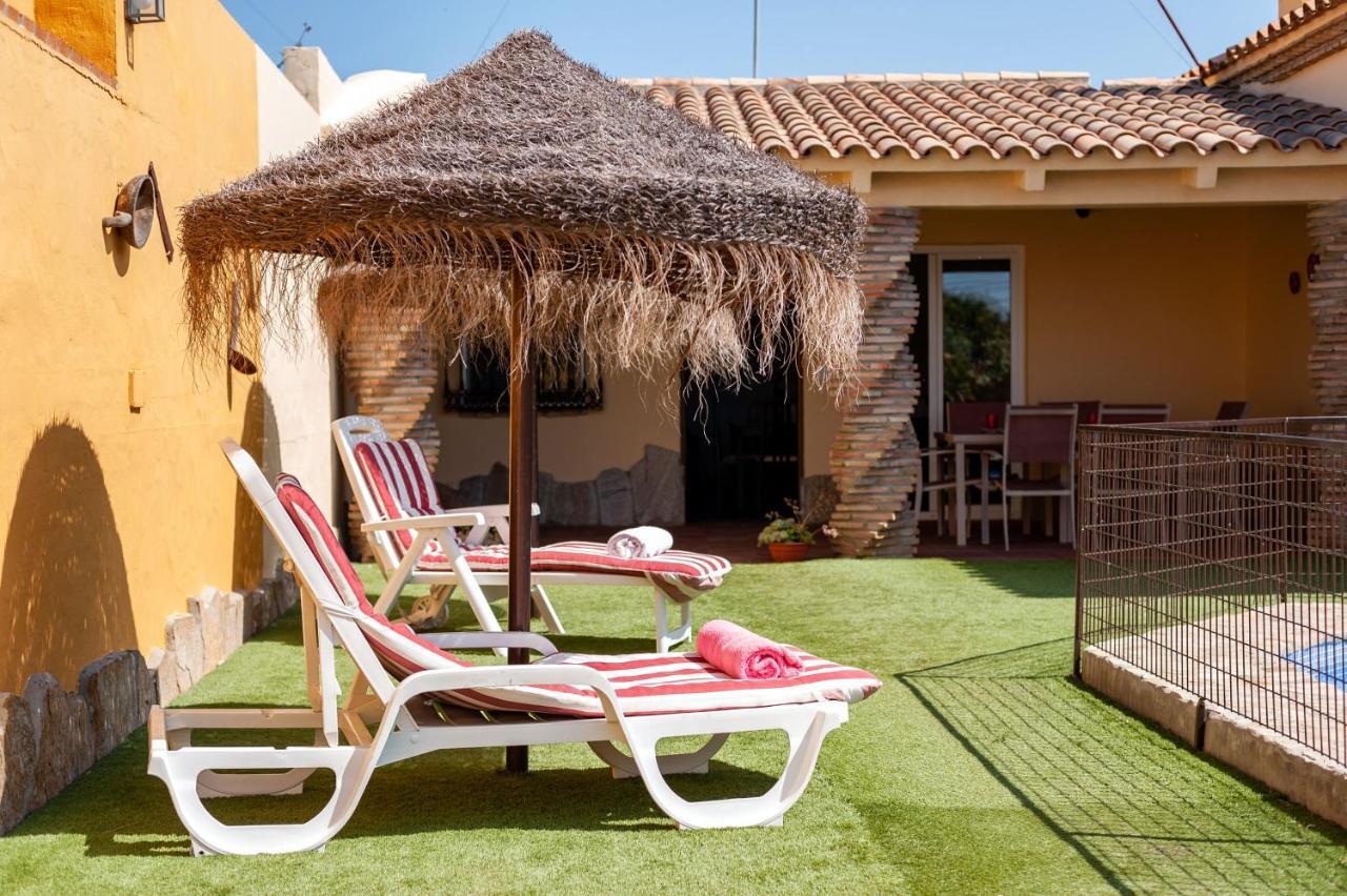 Chalet Rocio - Solo Familias Conil De La Frontera Exterior photo